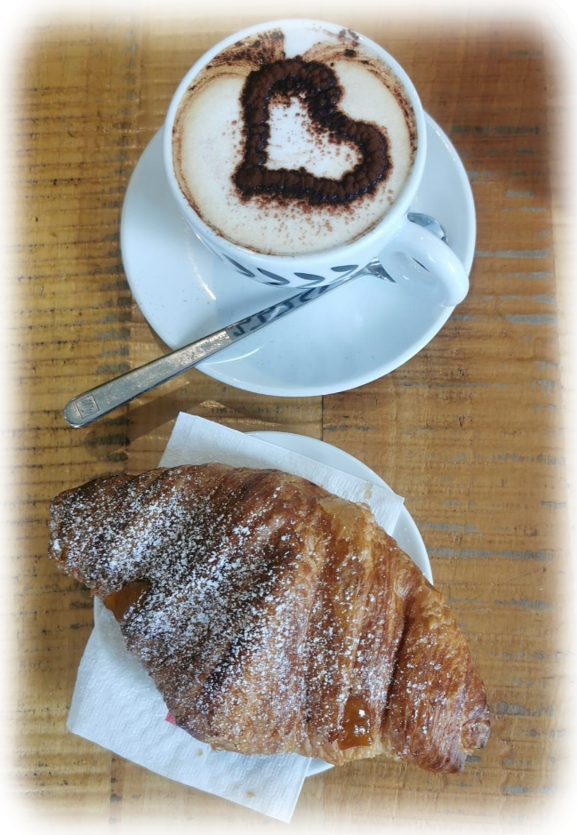 Colazione nei sobborghi di Sondrio Colazione nei sobborghi di Sondrio